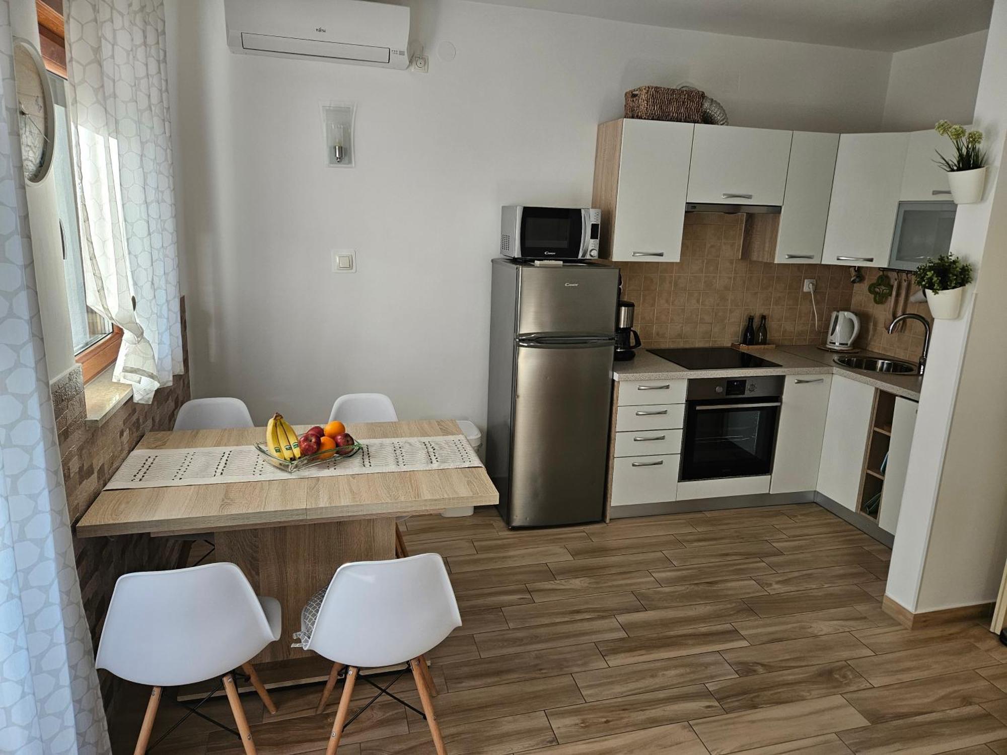 Kristy'S Place Crikvenica Kültér fotó